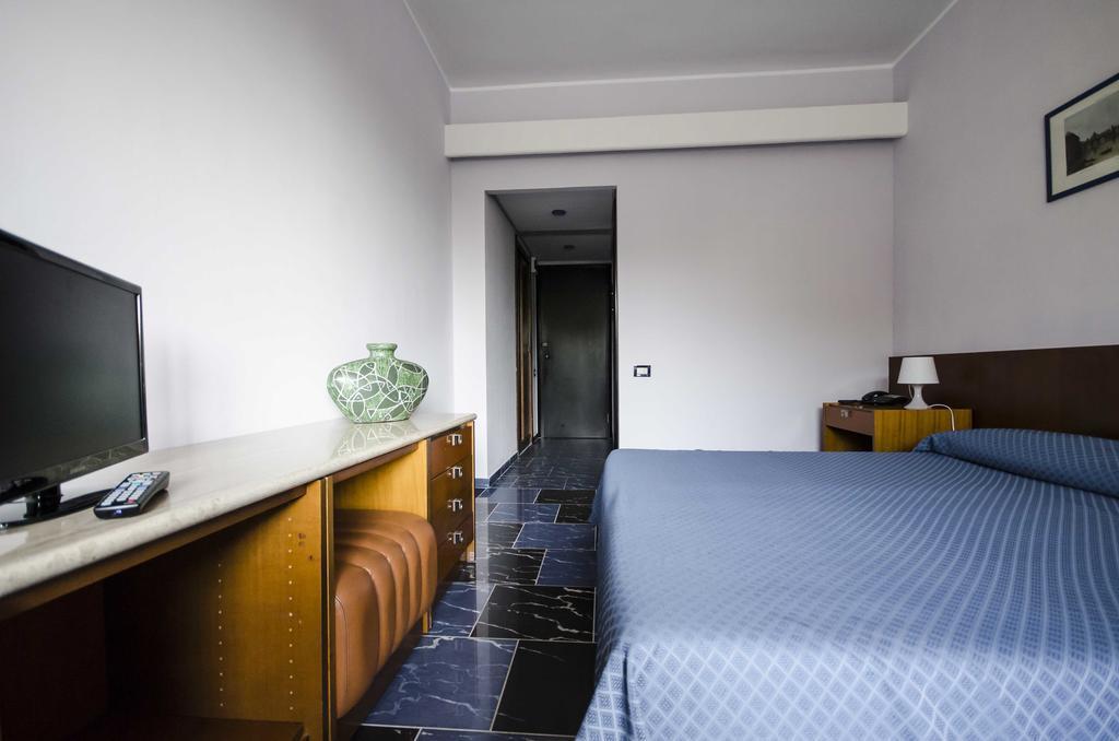 טרקיניה Grand Hotel Helios מראה חיצוני תמונה
