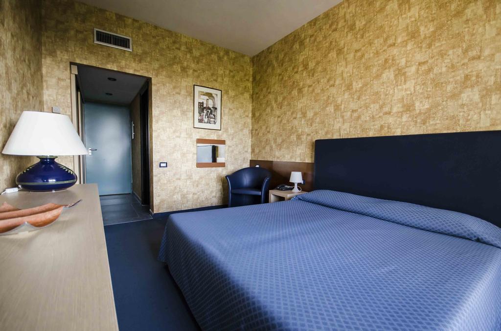 טרקיניה Grand Hotel Helios מראה חיצוני תמונה