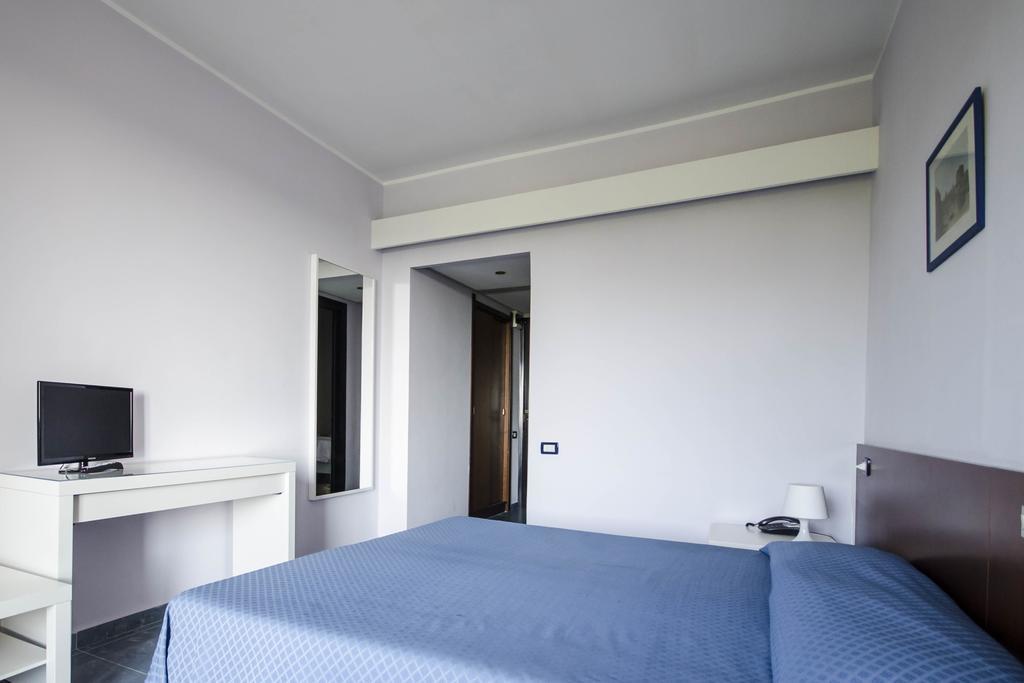 טרקיניה Grand Hotel Helios מראה חיצוני תמונה