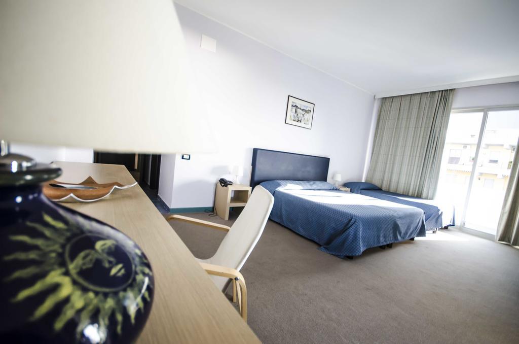 טרקיניה Grand Hotel Helios מראה חיצוני תמונה