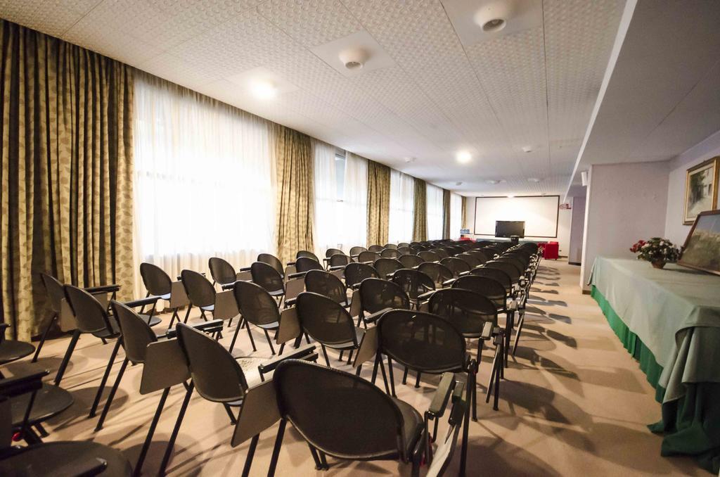 טרקיניה Grand Hotel Helios מראה חיצוני תמונה