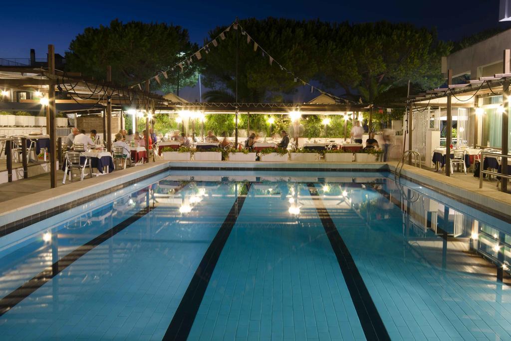 טרקיניה Grand Hotel Helios מראה חיצוני תמונה