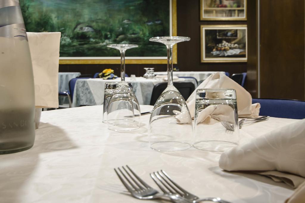 טרקיניה Grand Hotel Helios מראה חיצוני תמונה