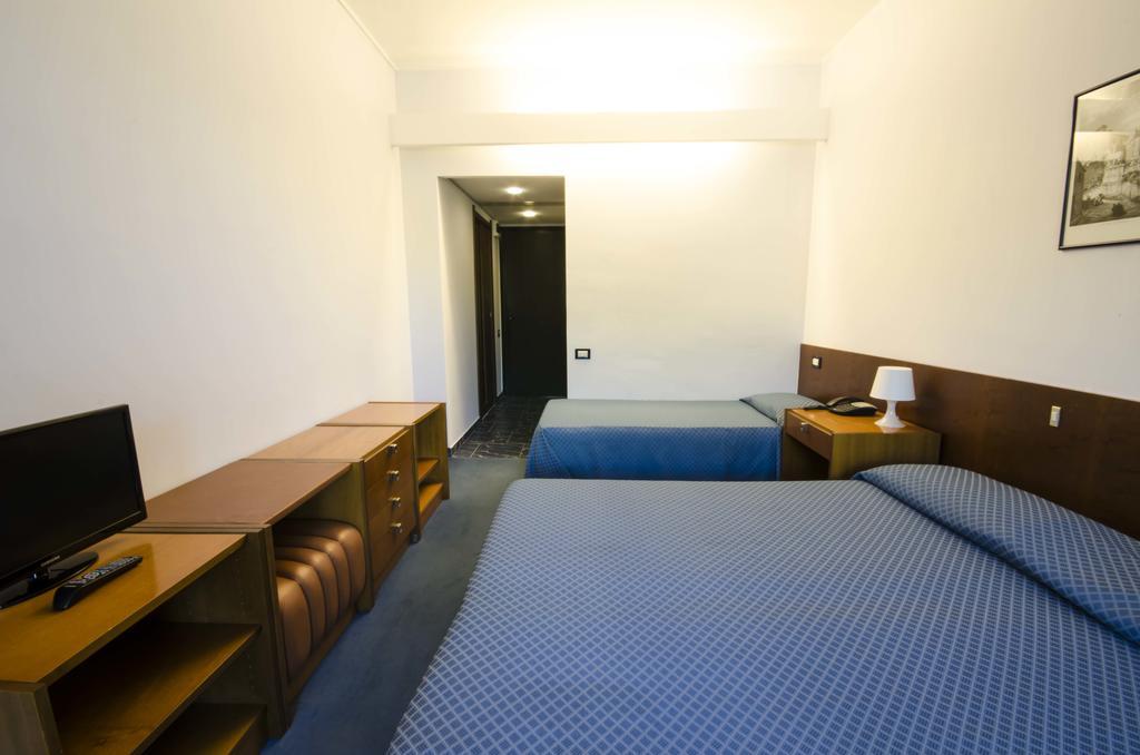 טרקיניה Grand Hotel Helios מראה חיצוני תמונה