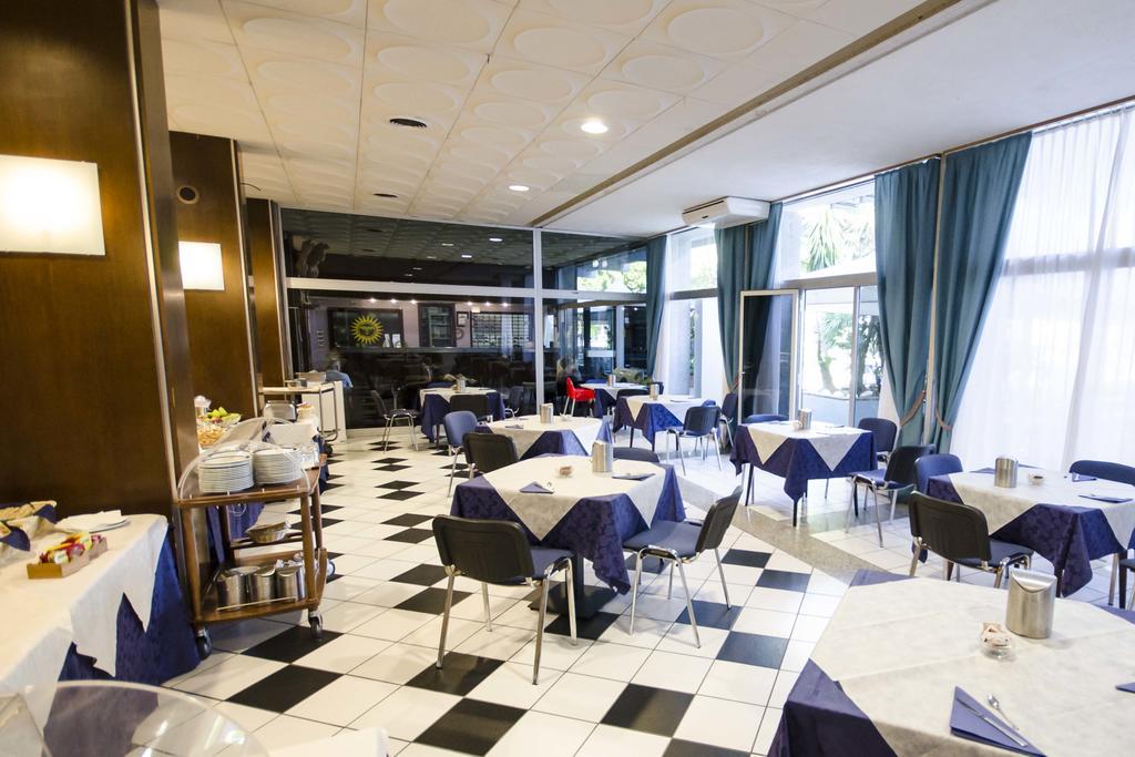טרקיניה Grand Hotel Helios מראה חיצוני תמונה