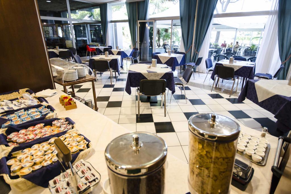 טרקיניה Grand Hotel Helios מראה חיצוני תמונה