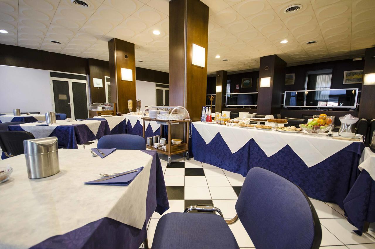טרקיניה Grand Hotel Helios מראה חיצוני תמונה