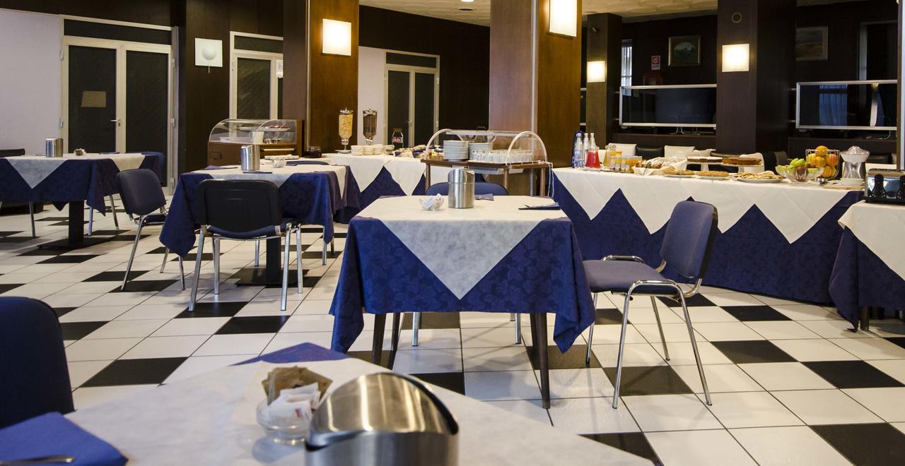 טרקיניה Grand Hotel Helios מראה חיצוני תמונה