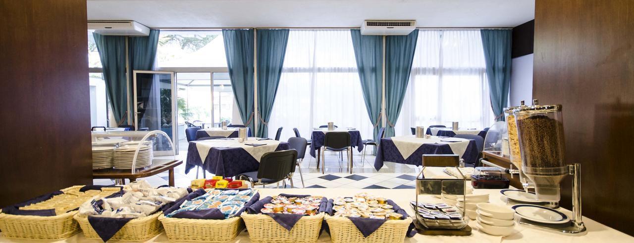 טרקיניה Grand Hotel Helios מראה חיצוני תמונה